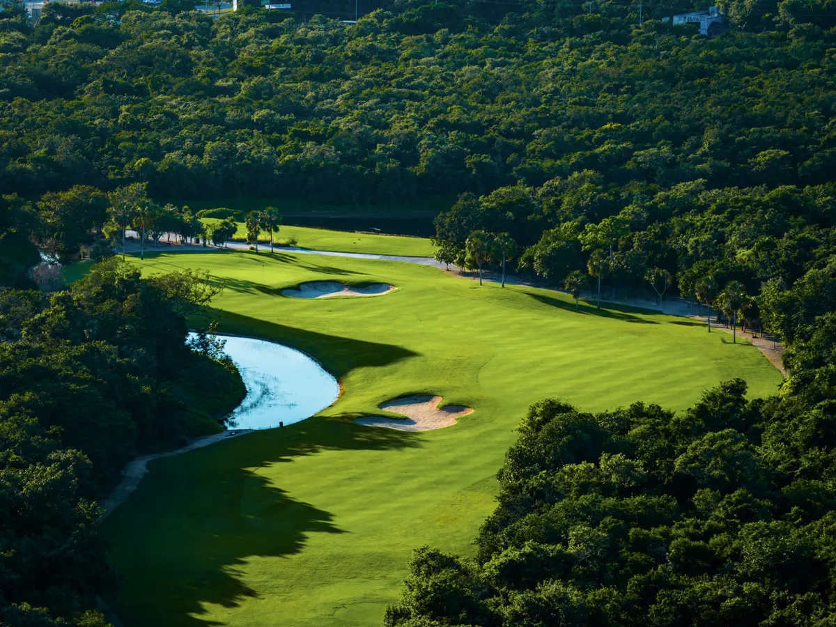 Gran Coyote Golf